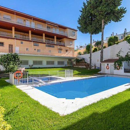 Apartamento El Oasis Vip-ตอร์เรโมลิโนส ภายนอก รูปภาพ