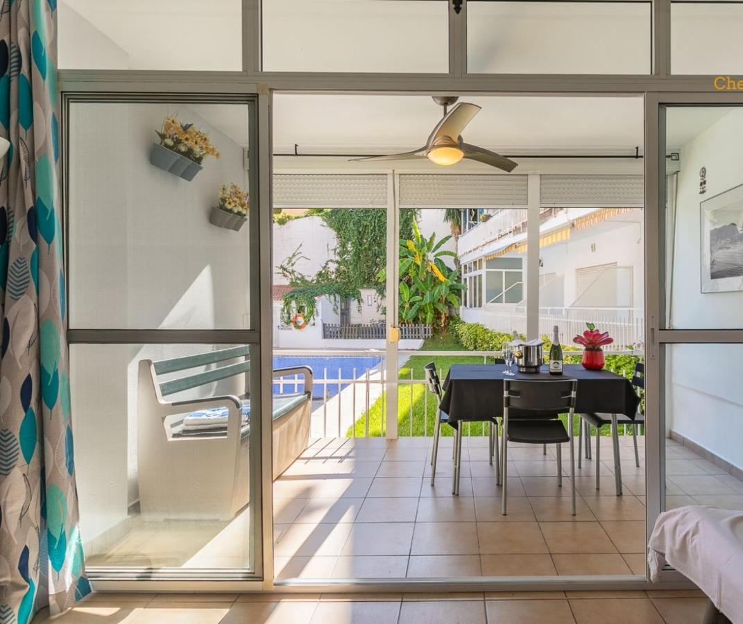Apartamento El Oasis Vip-ตอร์เรโมลิโนส ภายนอก รูปภาพ